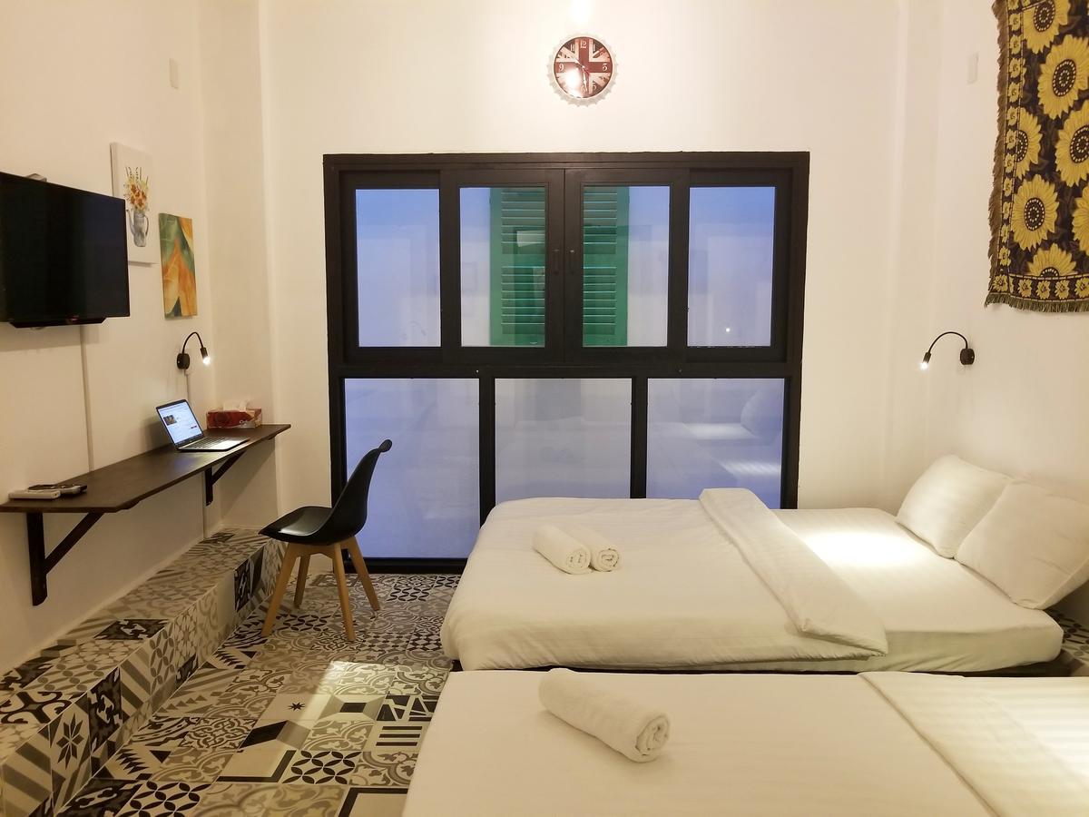 Timemark Travel Homestay & Hostel Ho Chi Minh City Exterior photo
